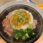 ペッパーランチ - ビーフペッパーライスカレー味Lサイズブロッコリートッピング