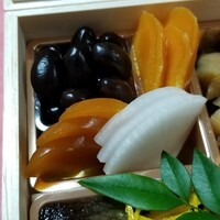 馳走 啐啄一十  - (01)大玉丹羽黒大豆(兵庫県丹波篠山産)
                      (02)自家製唐墨(神奈川県産)
                      (03)蕪浅漬け(京都府産)