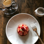 ルカフェガーデンドゥラパールドゥマキ - タルト フリュイ（いちご）
