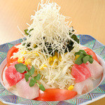毬乃 - 当店自慢の“毬乃サラダ”です