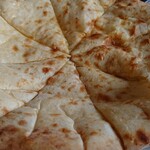 カトマンズキッチン - チーズナン