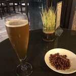 LOUNGE BAR - 料理写真:Kinh Beer