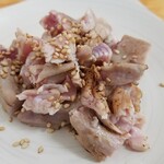 みなと市場 小松鮪専門店 - ◆「まぐろホルモン焼き」