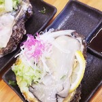 みなと市場 小松鮪専門店 - 夏の庄内の風物詩
      ◆「庄内浜産岩牡蠣」