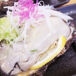みなと市場 小松鮪専門店 - 夏の庄内の風物詩
      ◆「庄内浜産岩牡蠣」