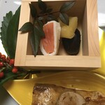 白金温泉郷 森の旅亭 びえい - *栗渋皮煮♬
      *数の子粕漬け♬
      *小川サーモン♬
