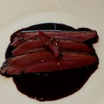 タテル ヨシノ ビズ  - 青首鴨ロースト　