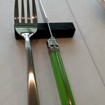 タテル ヨシノ ビズ  - 