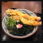 丸亀製麺 - 大海老うどん　690円
