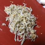 北前亭 - 此方は鯛のほぐし身と合わせたチリメン。お酒に合います