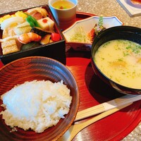 宮川町 水簾 東京ミッドタウン店 - おせち重