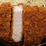 とんかつ大学 - 厚切りロースかつ定食960円