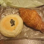 小月パン工房 - 高菜おやき・クロワッサン