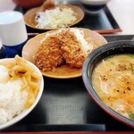 かつや - とん汁定食 ６５０円(税込７１５円)