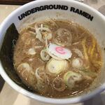 アンダーグラウンド ラーメン 頑者 - 