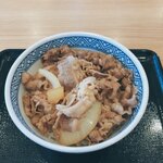 Yoshinoya - 牛丼。