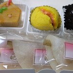竹翁堂 - 絵馬・きみしぐれ・大納言かのこ・花びら餅