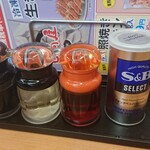 日高屋 - テーブル上