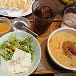 極上担々麵 香家 みなとみらい東急スクエア店 - 姫担々麺