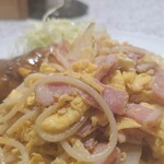 ロビン - カルボ大盛＋ハンバーグ乗せは