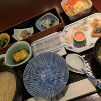 中之島なだ万 - 