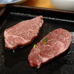 スタミナ苑 - 新しい器に乗った上ヒレ肉