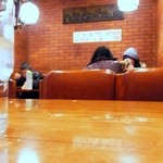 トキ - 懐かしさが漂う昭和の店内