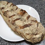 ラトリエ ドゥ プレジール - 栗のスペシャルパン