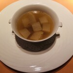 洋食の店 橋本 - 大根のコンソメスープ