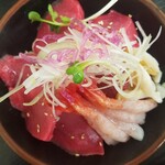 みなと市場 小松鮪専門店 - ◆「三種赤身丼」