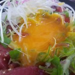 みなと市場 小松鮪専門店 - ◆「まぐろユッケ丼」