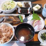 かかの掌 - 神島定食