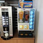 ホテル港屋 - 朝食のコーヒー、ジュースはセルフ