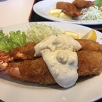 秀丸 - 特大エビフライ定食