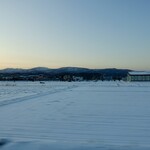 鮨一 - ［2019/12］倶知安駅から小樽駅へ向かう列車の中で日暮を迎えます。冬の北海道、昼の時間は短く貴重です。