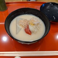 京都和久傳 - 雑煮（京芋、大根、京人参）