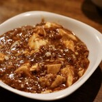 小皿中華のワインバル 悠龍 - 麻婆豆腐