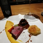 リョウリヤ ステファン パンテル - 赤グラス、近江牛