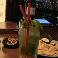 DINING & BAR TABLE 9 TOKYO - 