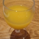 RIGOLETTO KITCHEN - ワインの代わりのオレンジジュース