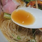 暁 製麺 - スープ