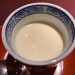 赤坂 渡なべ - 白いコーヒープリン
