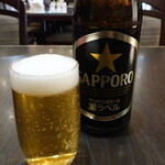 健康中華 青蓮 - 瓶ビール（サッポロ生ビール黒ラベル）