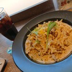 シードカフェ - 麦風鶏コンフィと数種のきのこのポルチーニクリームパスタ (980円・税込)