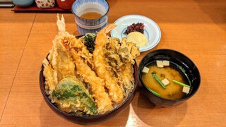 銀座で一人ランチを満喫 ジャンル別のおすすめ店15選 食べログまとめ 銀座で一人ランチを満喫 ジャンル別のおすすめ店15選 食べログまとめ
