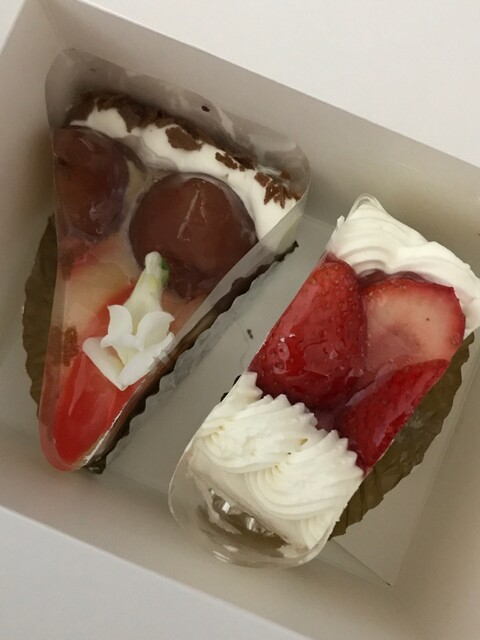 Moulin Yogashi Ten Osakaya Honpo