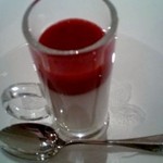 リストランテ カノフィーロ - ココナッツのパンナコッタと苺のソース