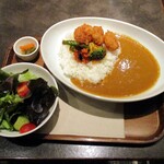 Brasserie Lecrin CAFE SPACE - 彩り野菜と海老フライカレー