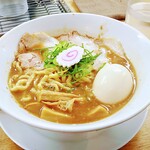 ぶたのほし - とんこつ煮玉子ラーメン900円