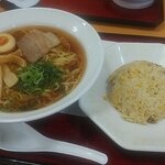 フーズパーク - 料理写真:醤油ラーメン＆ミニ炒飯